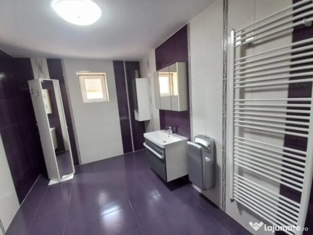 Clădire Business/Medical, 450 mp utili, zona Central 