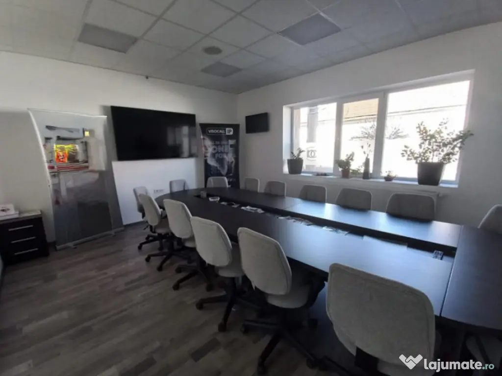 Clădire Business/Medical, 450 mp utili, zona Central 