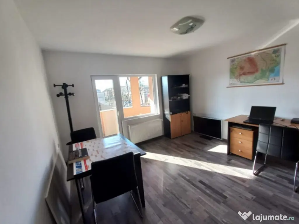 Clădire Business/Medical, 450 mp utili, zona Central 