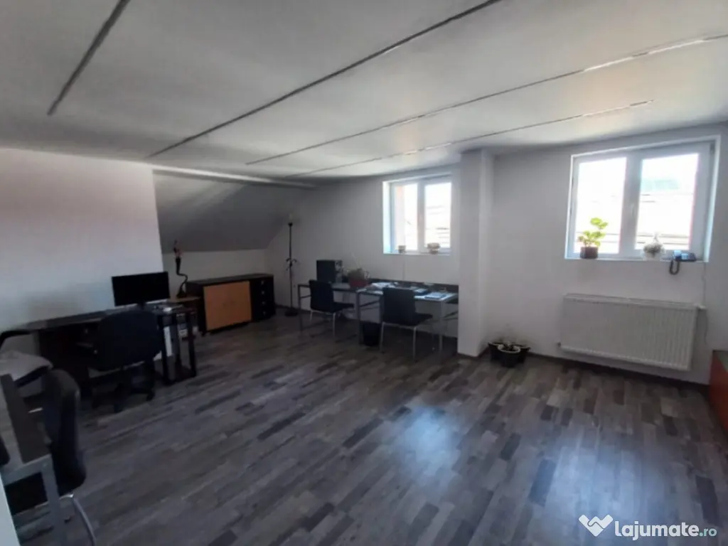 Clădire Business/Medical, 450 mp utili, zona Central 