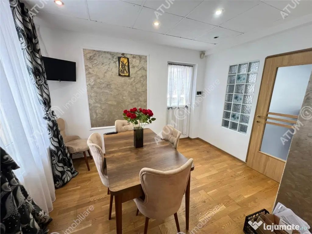 Casa individuala 5 camere 2 bai 290 mp teren zona Mall Selim