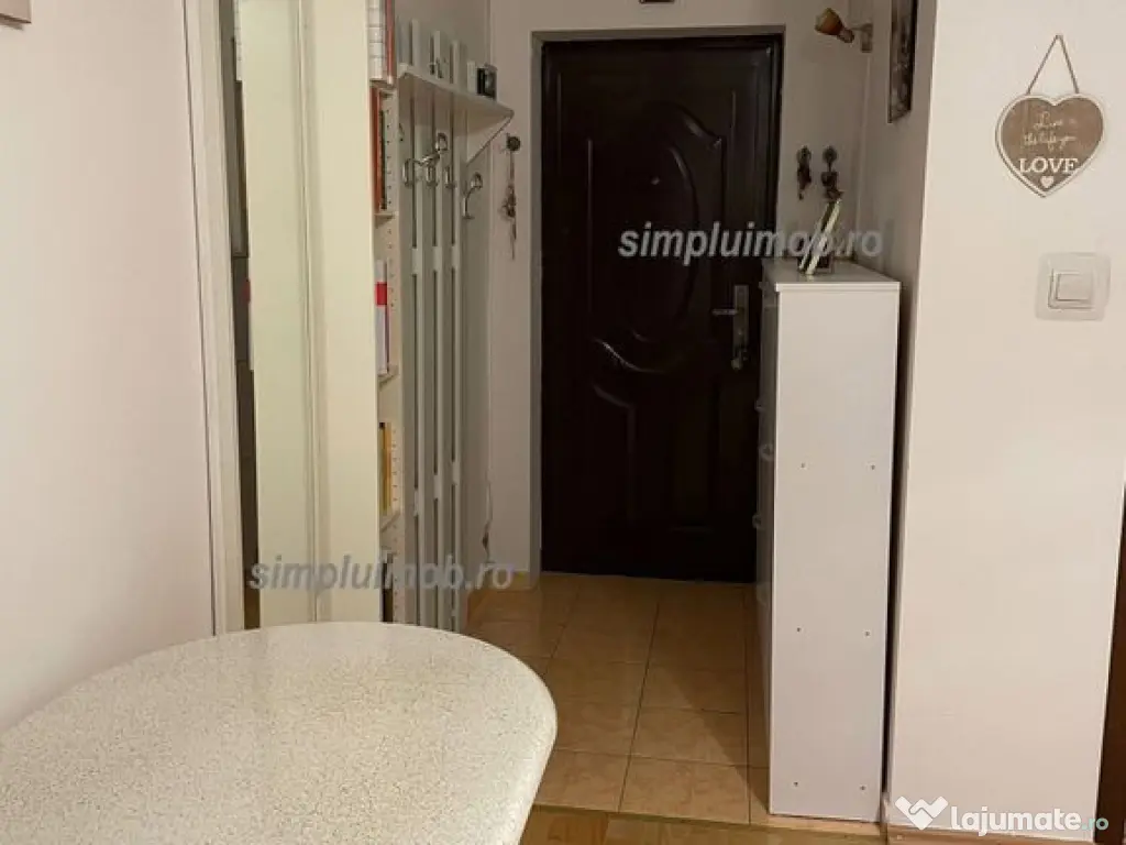 2 camere 45mp metrou Aparatorii Patriei