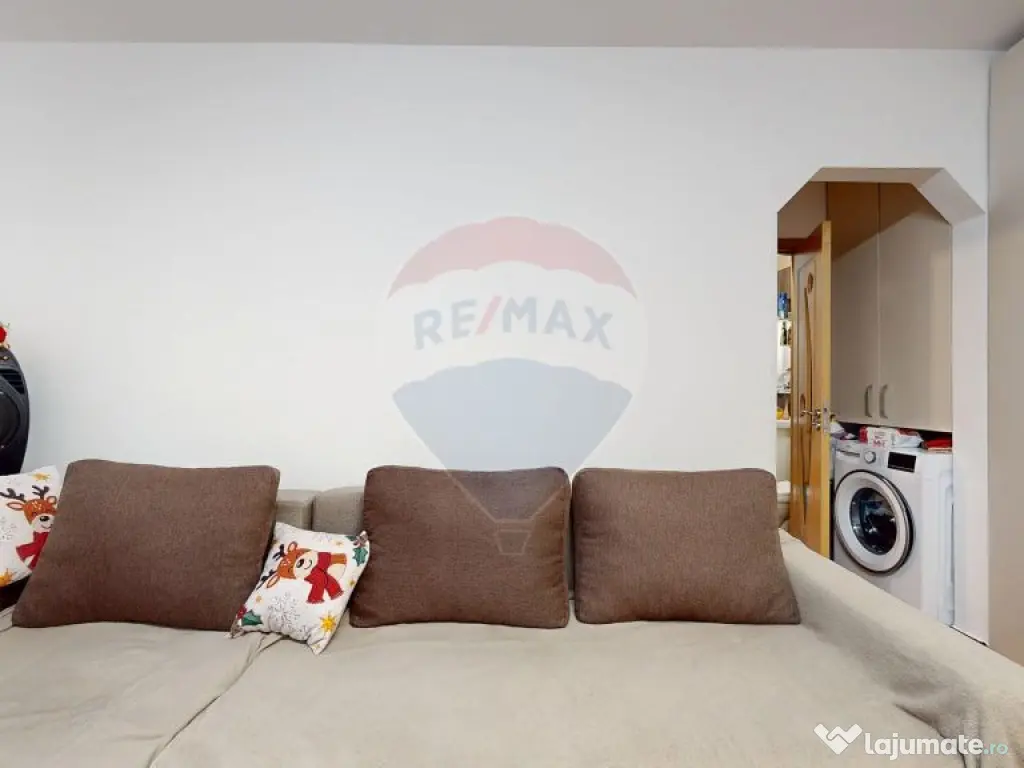 Apartament cu 2 camere de vânzare în zona Florilor