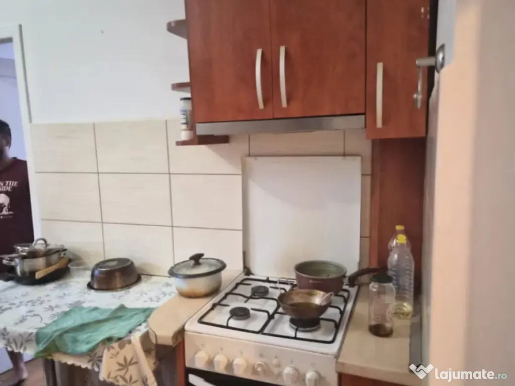 Apartament 2 camere, circular - zona Centru Civic