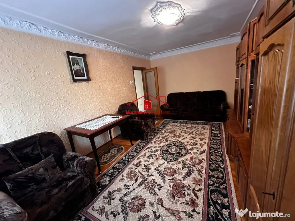 De inchiriat- apartament 3 camere parter - Ultracentral 