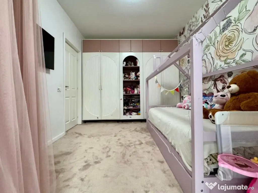 COSMOPOLIS - Apartament 3 camere mobilat si utilat, parter 