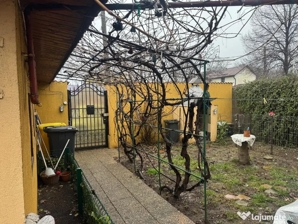 Inchiriez casa+curte in Voluntari 