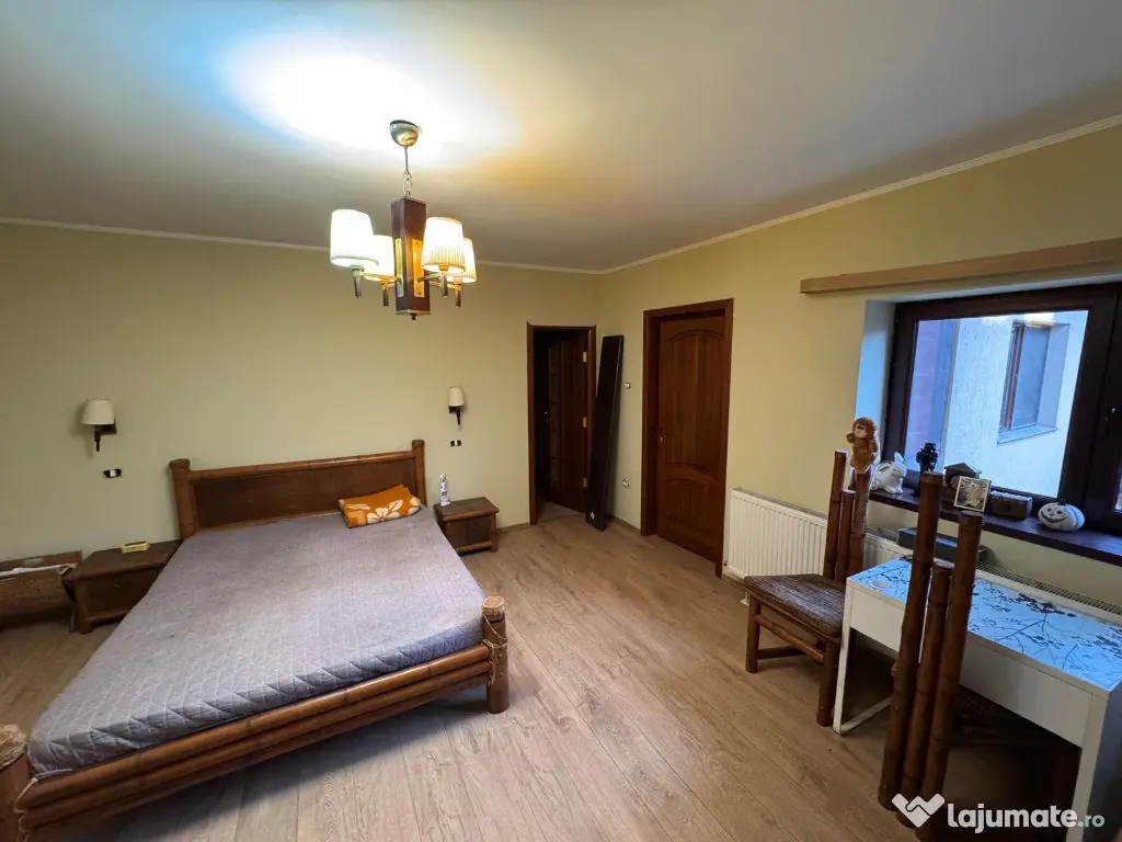 Inchiriez casa+curte in Voluntari 