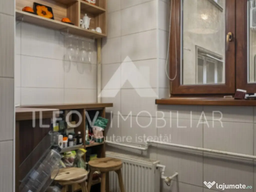 Apartament 3 camere Pța Romană, vedere spre spate, spațio 