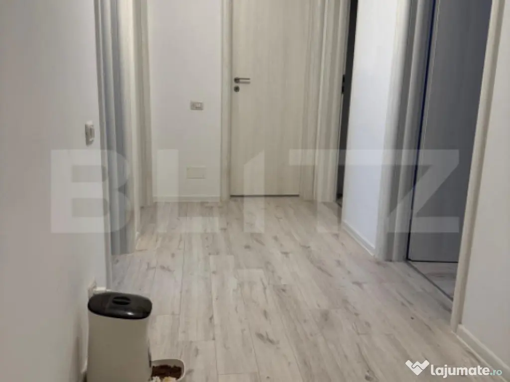 Apartament 3 camere, 76 mp + balcon 5 mp, 2 bai, zona Tracto
