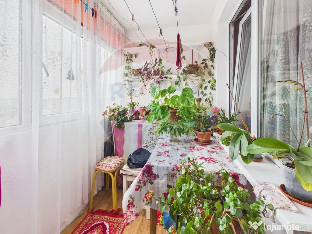 Apartament cu 4 camere de vanzare in Rahova, 90mp