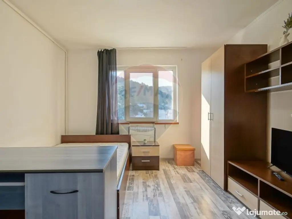 Garsoniera de închiriat în zona Bartolomeu 