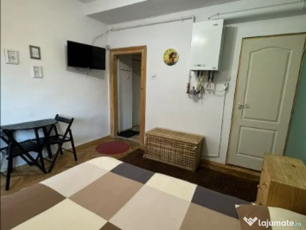 Garsonieră pe Strada Armenească – fără risc seismic, bloc reabilitat! 