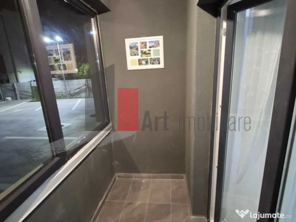 Inchiriez apartament 2 camere, bloc nou, -loc de parcare-... 