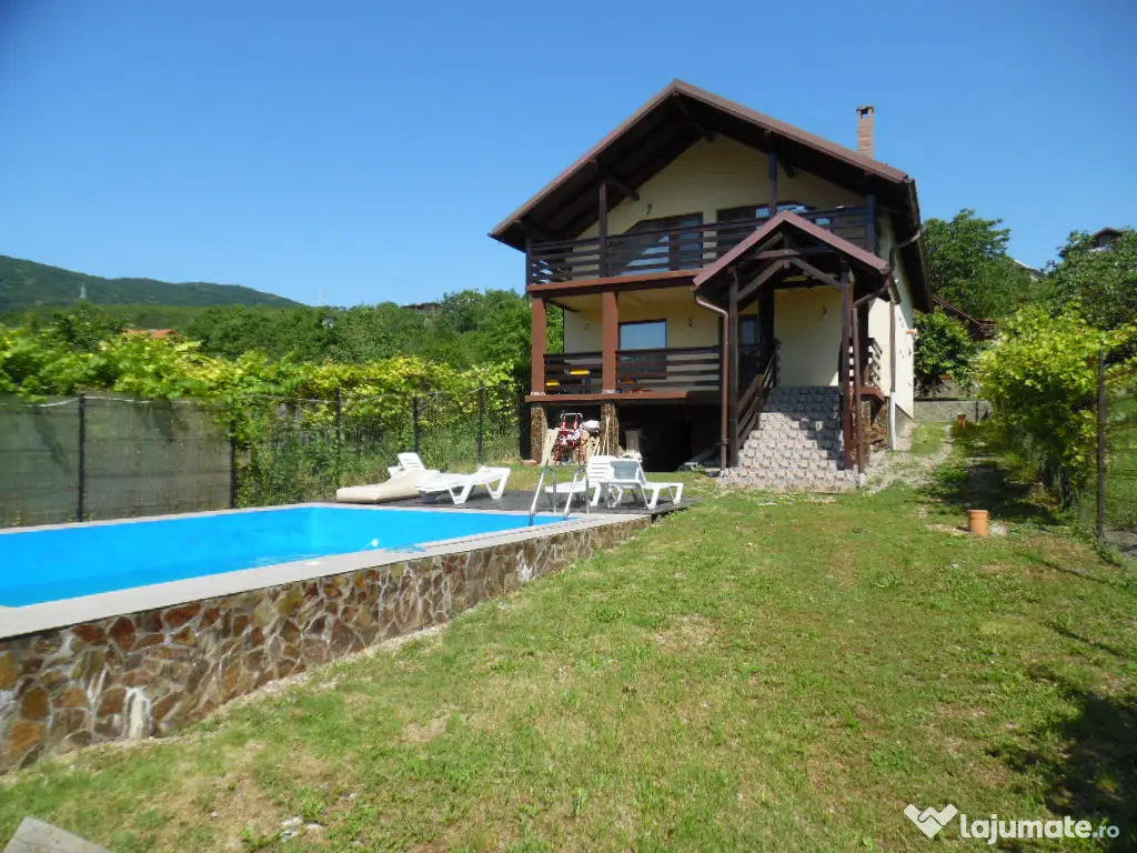 Vand casa in Deva, zona Calugareni, partea de jos, D+P+M, 