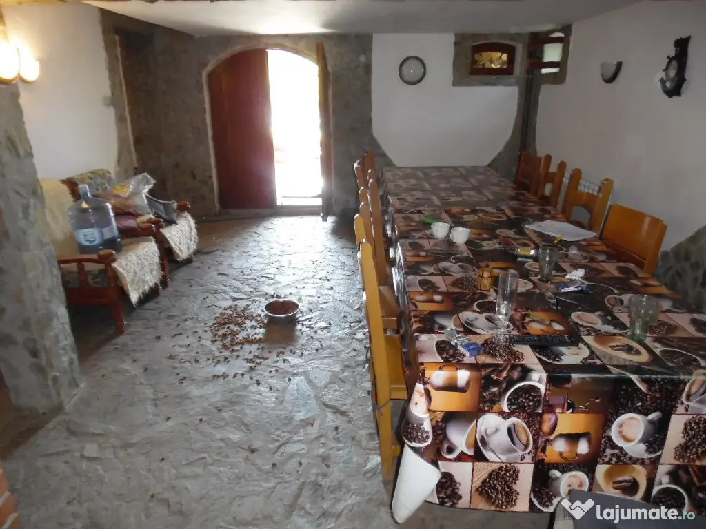 Vand casa in Deva, zona Calugareni, partea de jos, D+P+M, 