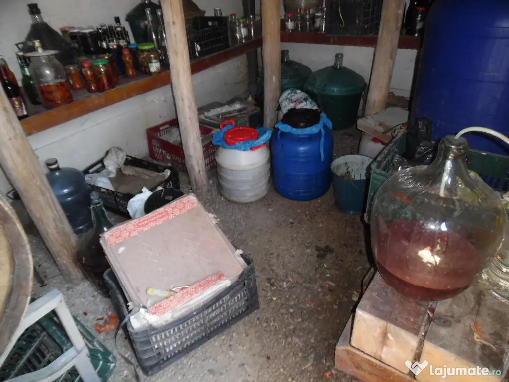 Vand casa in Deva, zona Calugareni, partea de jos, D+P+M, 