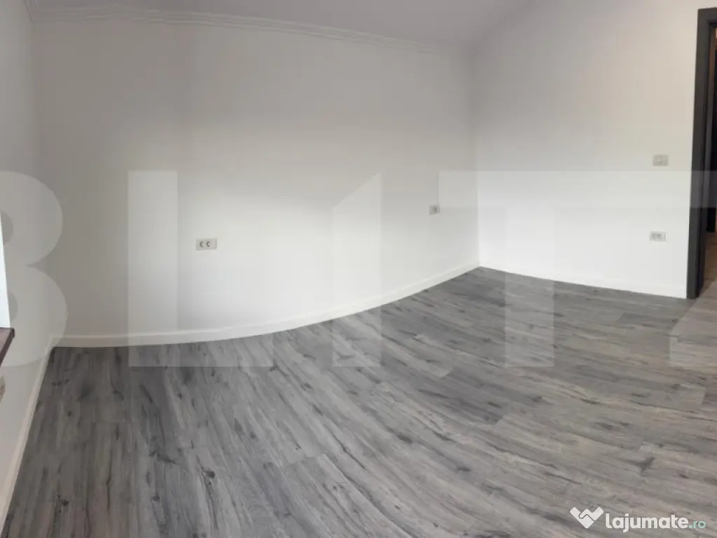 Casă Noua cu etaj, 5cam , 3bai, Terasa de 30mp, încălzire