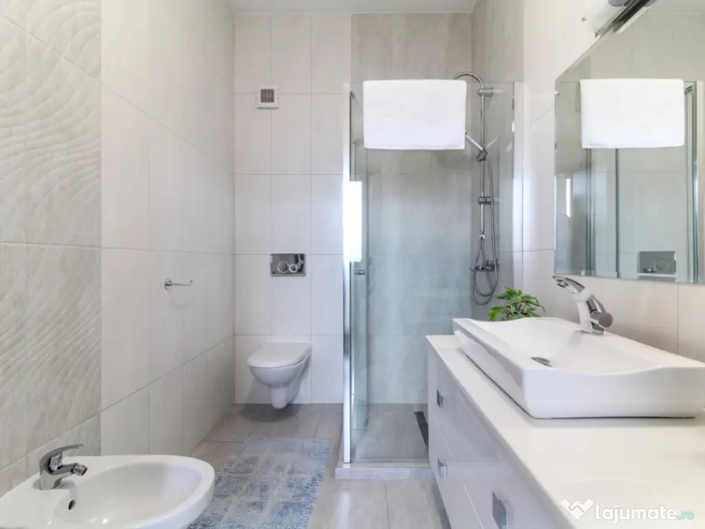 Casa LA CHEIE cu 5 camere si 4 bai, 200 mp, aproape de LIDL, 