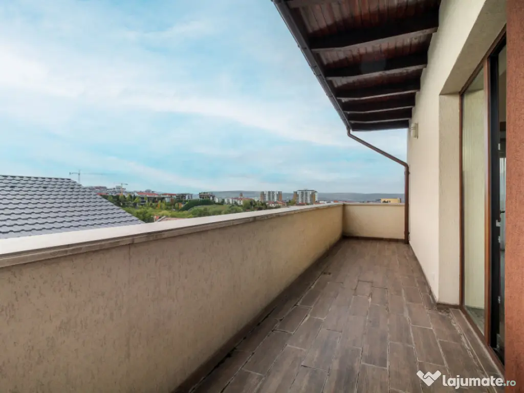 Casa LA CHEIE cu 5 camere si 4 bai, 200 mp, aproape de LIDL, 