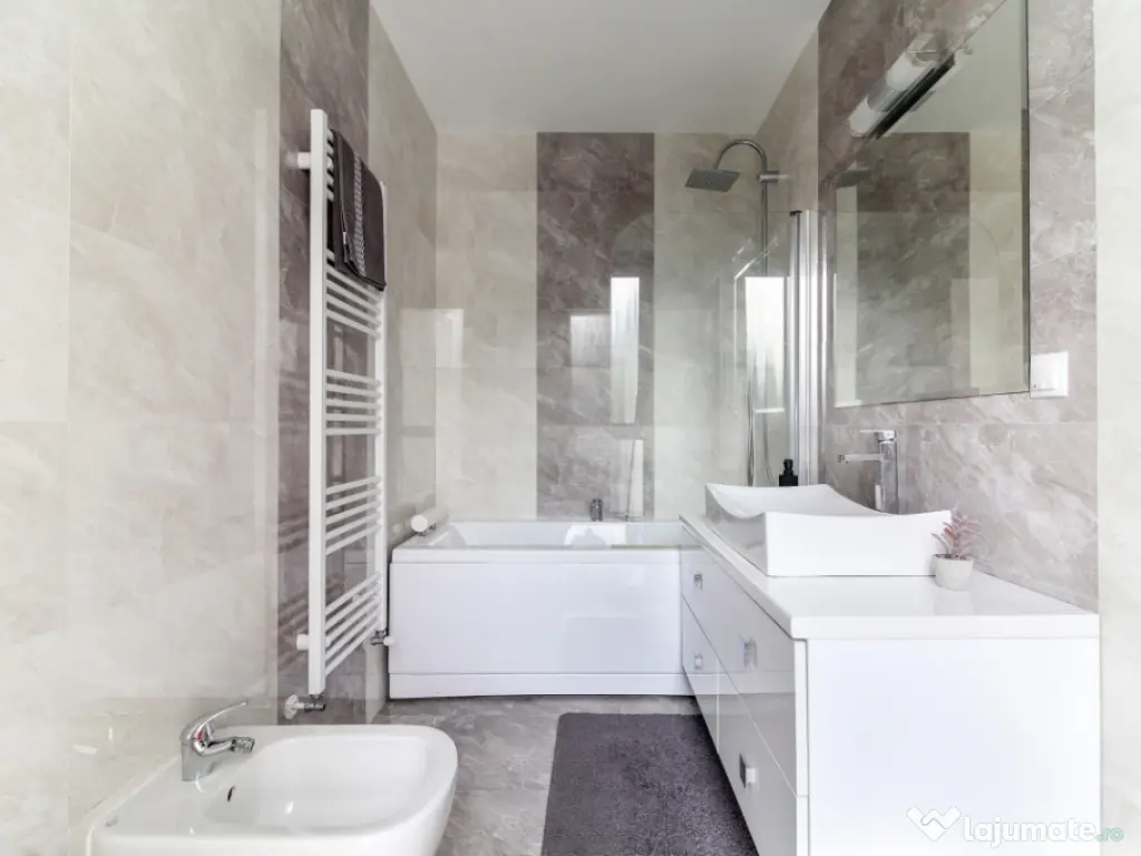 Casa LA CHEIE cu 5 camere si 4 bai, 200 mp, aproape de LIDL, 