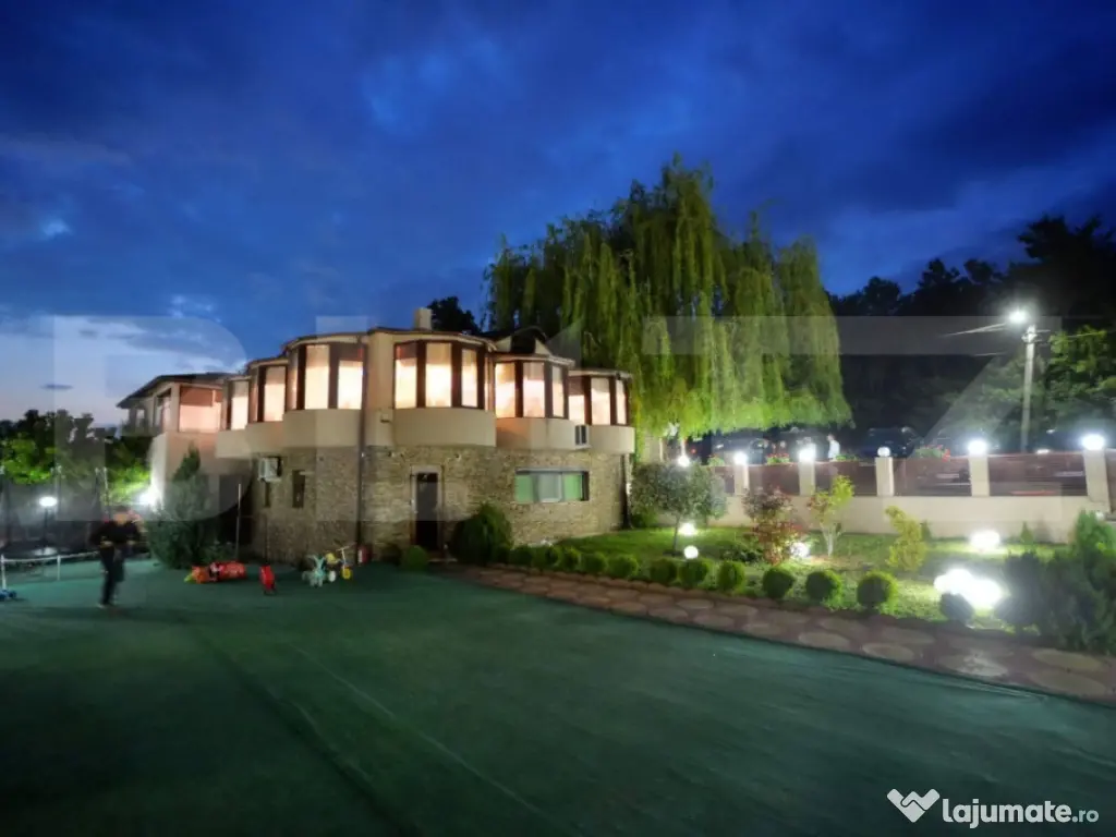 Centru Comercial, 293 mp, Aleea Mănăstirea Dealu 