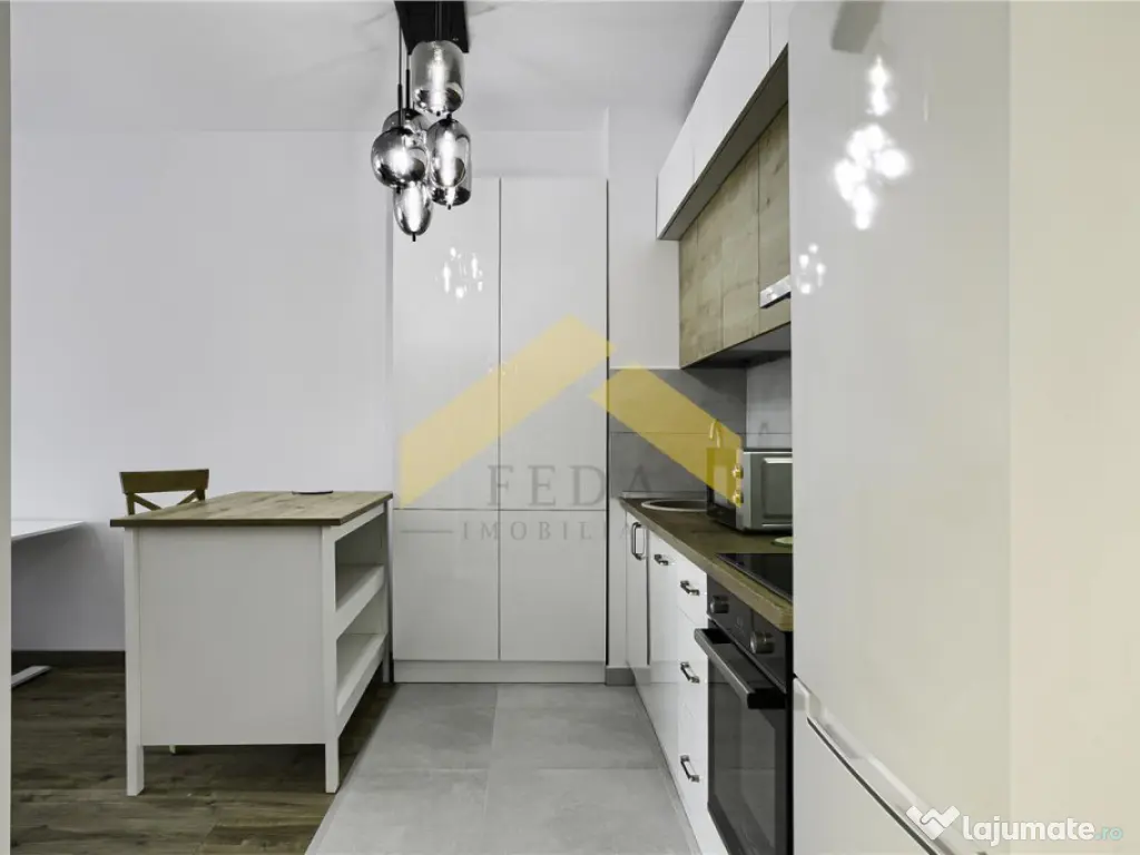 Apartament cu 2 camere de Adora Park 