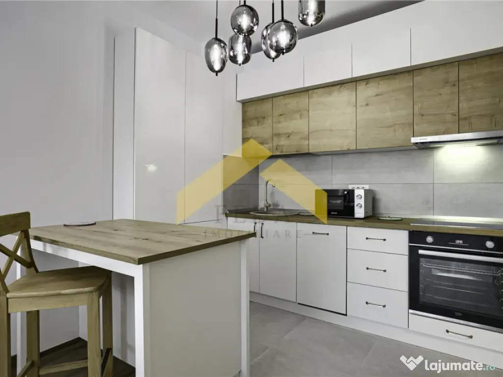 Apartament cu 2 camere de Adora Park 