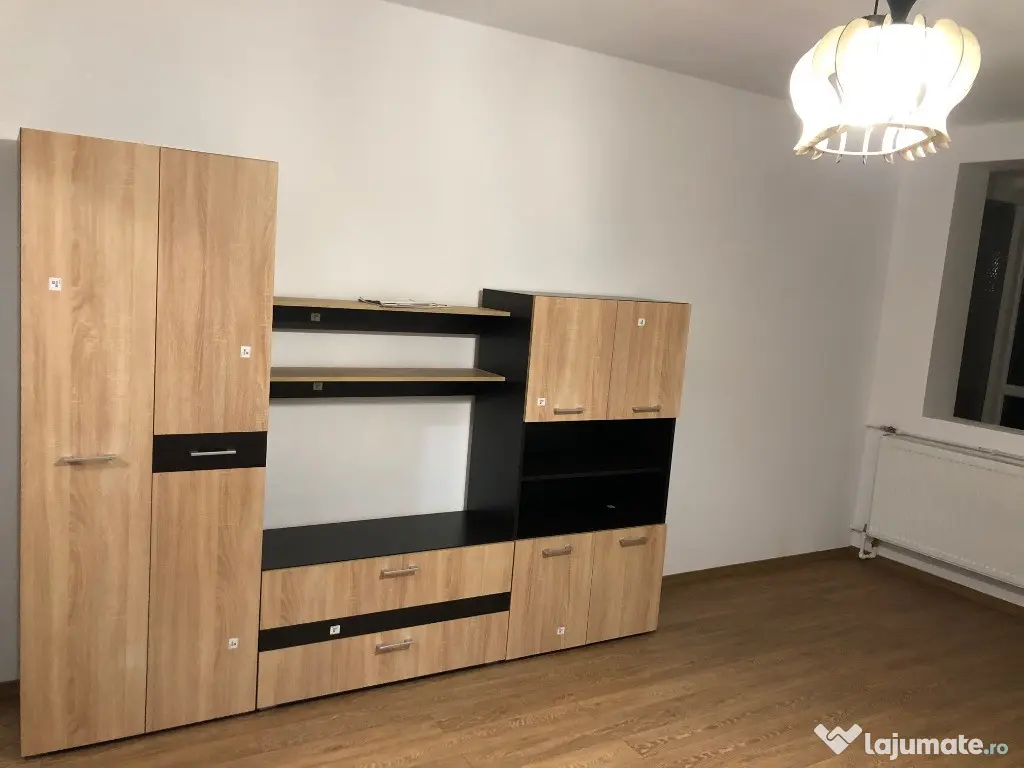 Proprietar Garsoniera Titan Minis metrou renovata nou prima inchiriere 