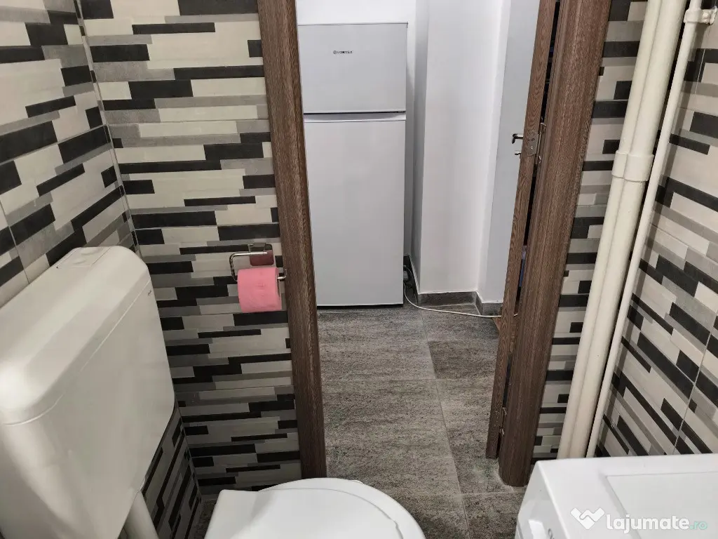 Proprietar Garsoniera Titan Minis metrou renovata nou prima inchiriere 