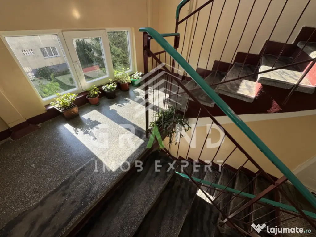 Ap 4 camere | Bloc izolat | Centrală proprie | Mănăștur? 