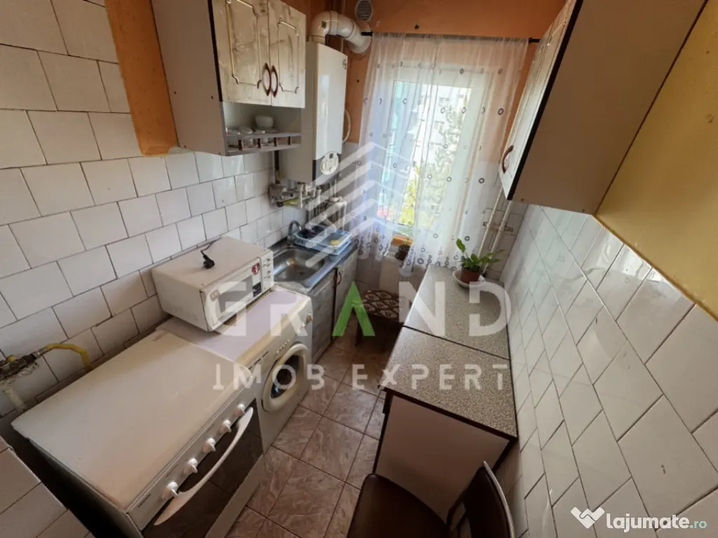 Ap 4 camere | Bloc izolat | Centrală proprie | Mănăștur? 