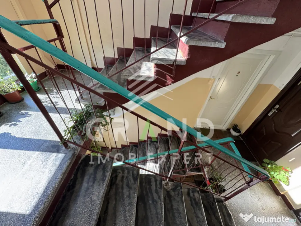 Ap 4 camere | Bloc izolat | Centrală proprie | Mănăștur? 