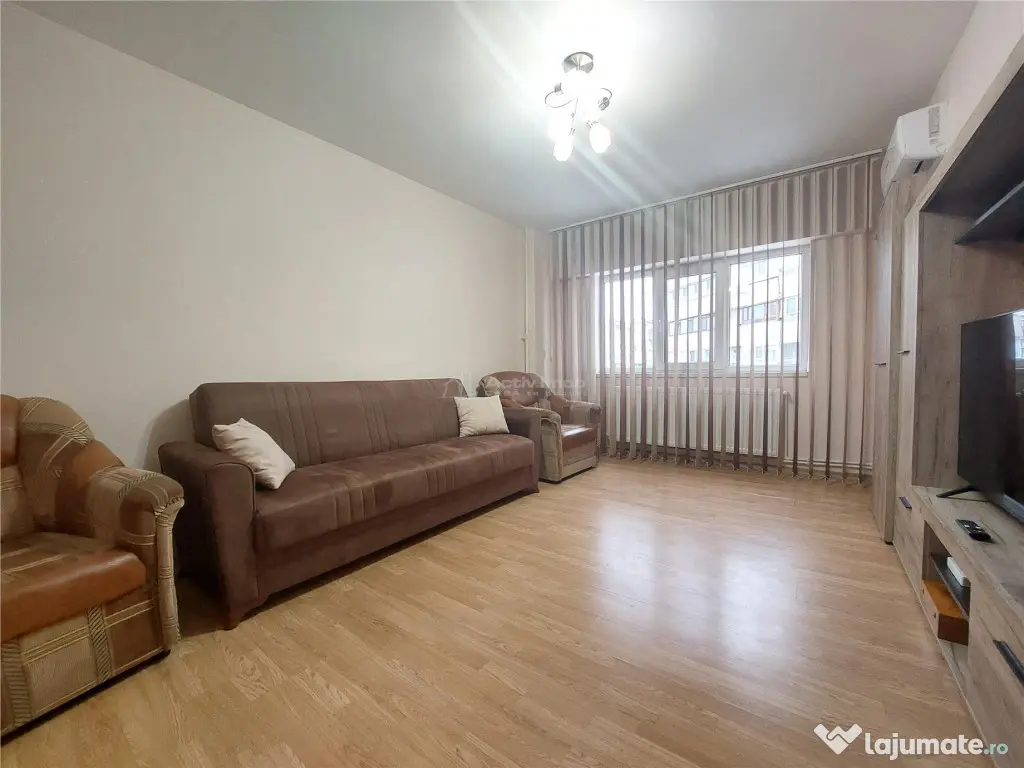 2 camere, decomandat, etaj 5 din 10, Bd.Unirii Sud -comision 