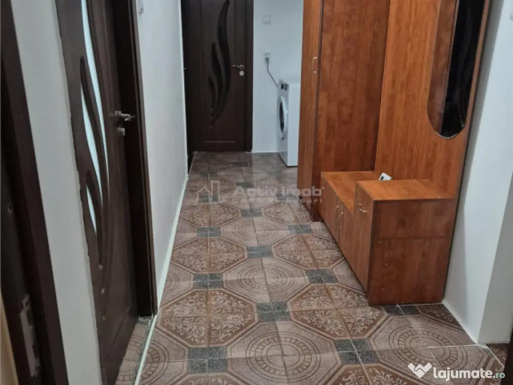 2 camere, decomandat, etaj 5 din 10, Bd.Unirii Sud -comision 