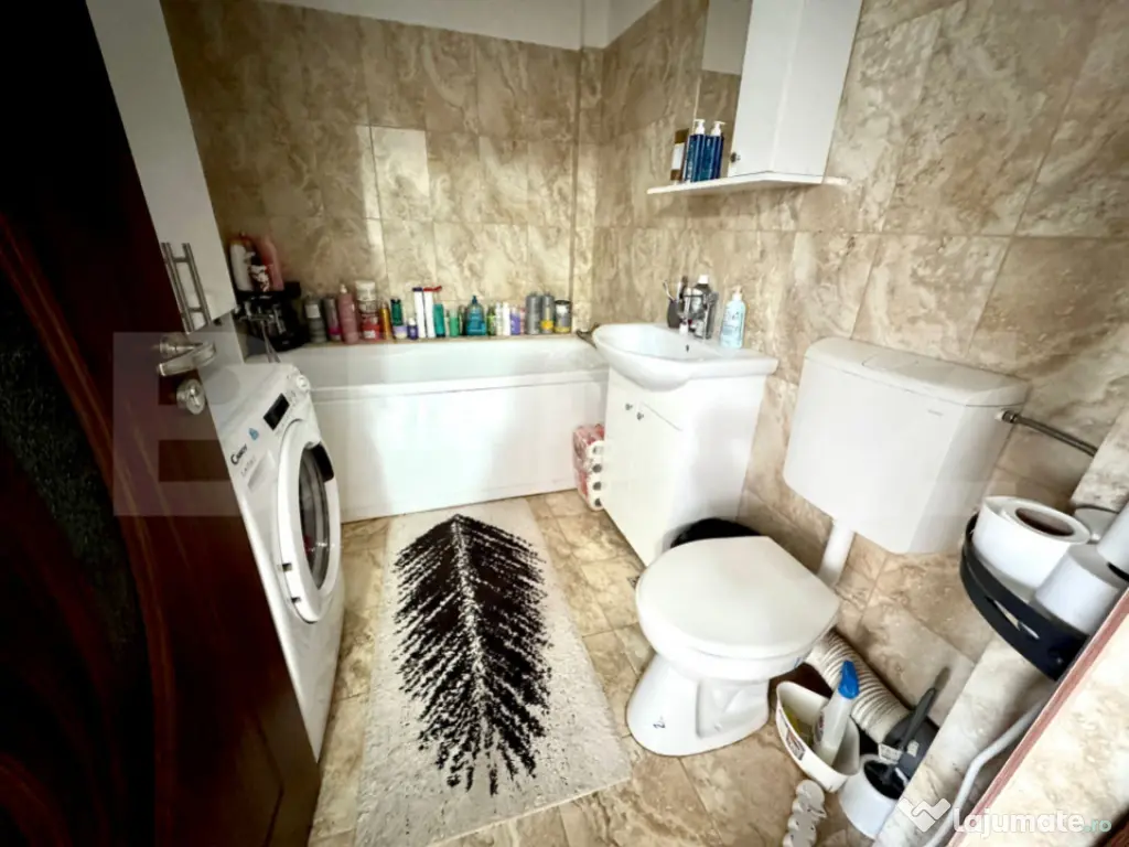 Apartament 2 camere, 50mp, parcare, balcon, Zona Eroilor