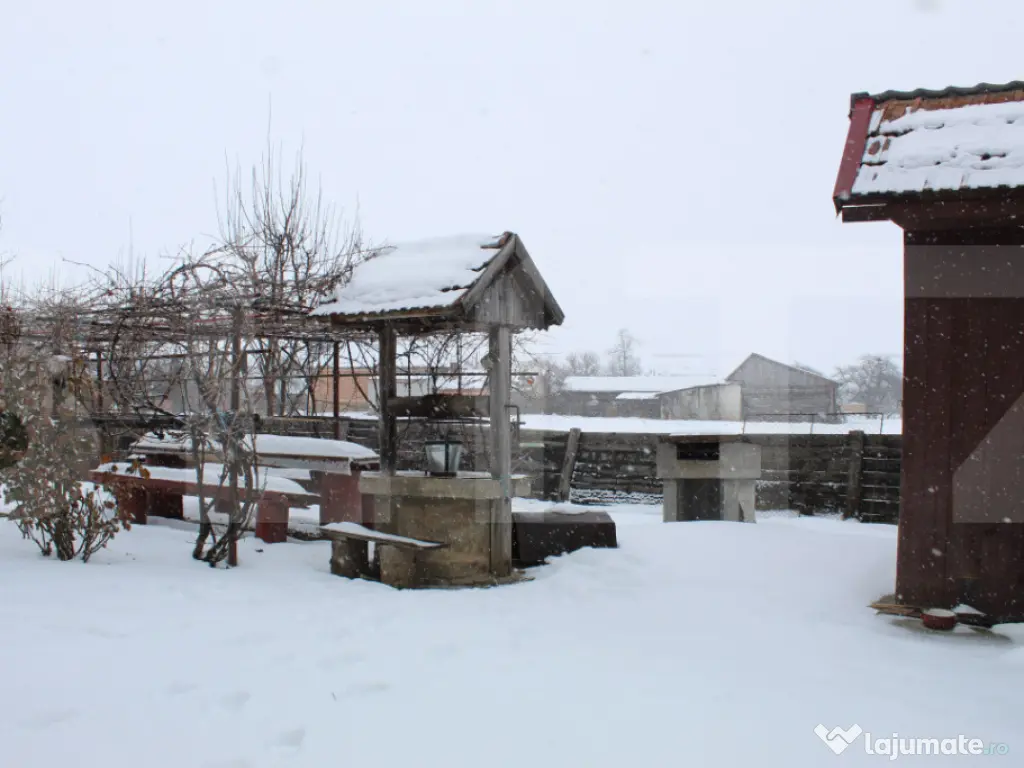 Casă solidă cu teren în Boroșneu Mic – liniște si nat