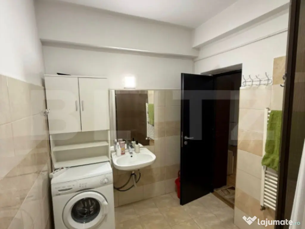Apartament 2 camere decomandate, parcare, 43 mp, zona Stejar 