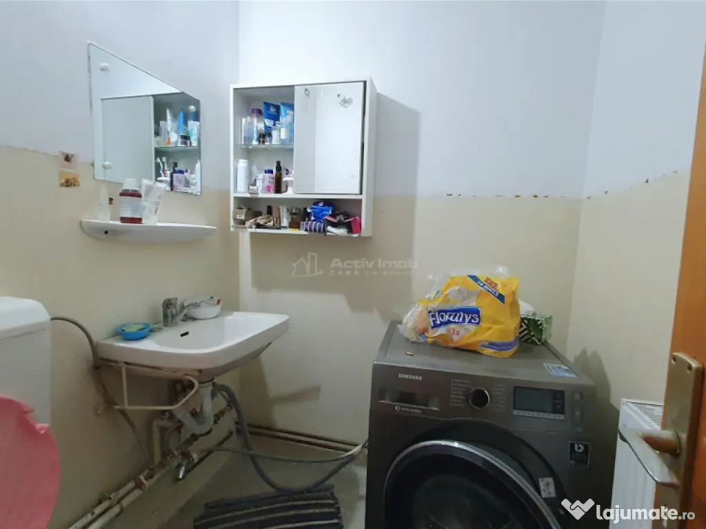 Apartament generos - 3 camere - 87 mp - etaj 2 - Obcini 