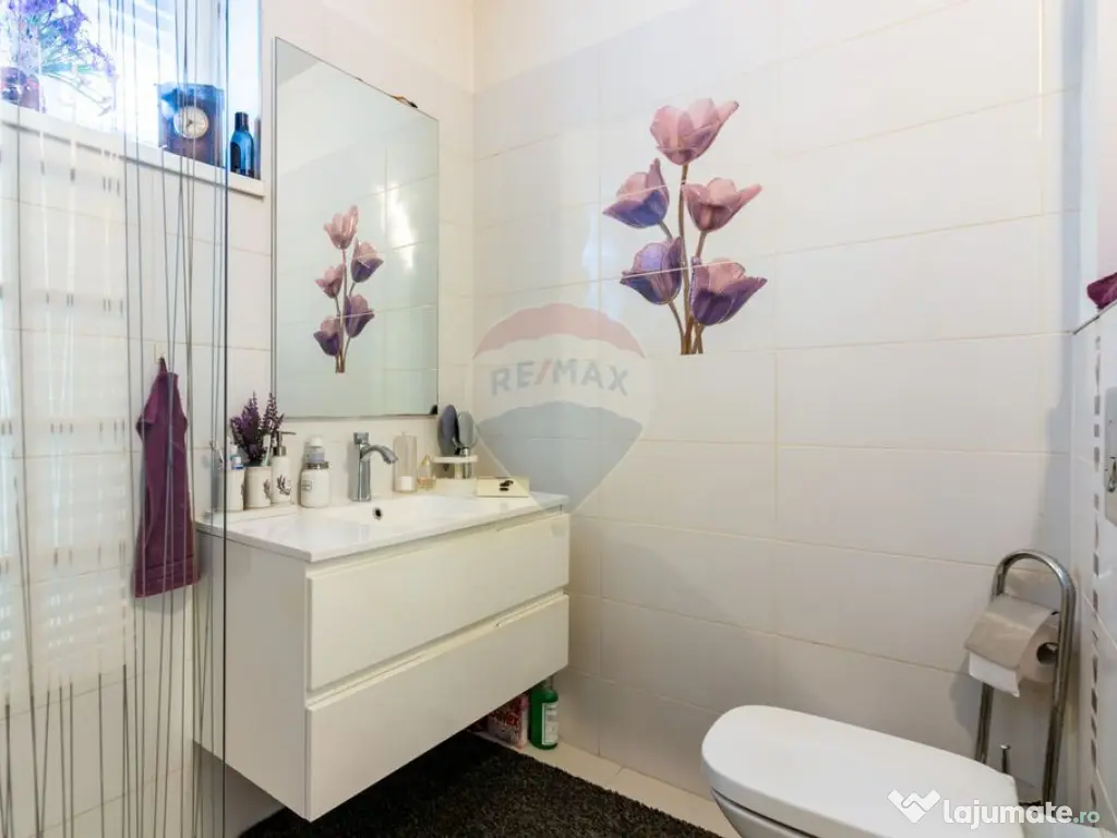 Casă / Vilă cu 4 camere de vânzare în zona Giulesti S... 