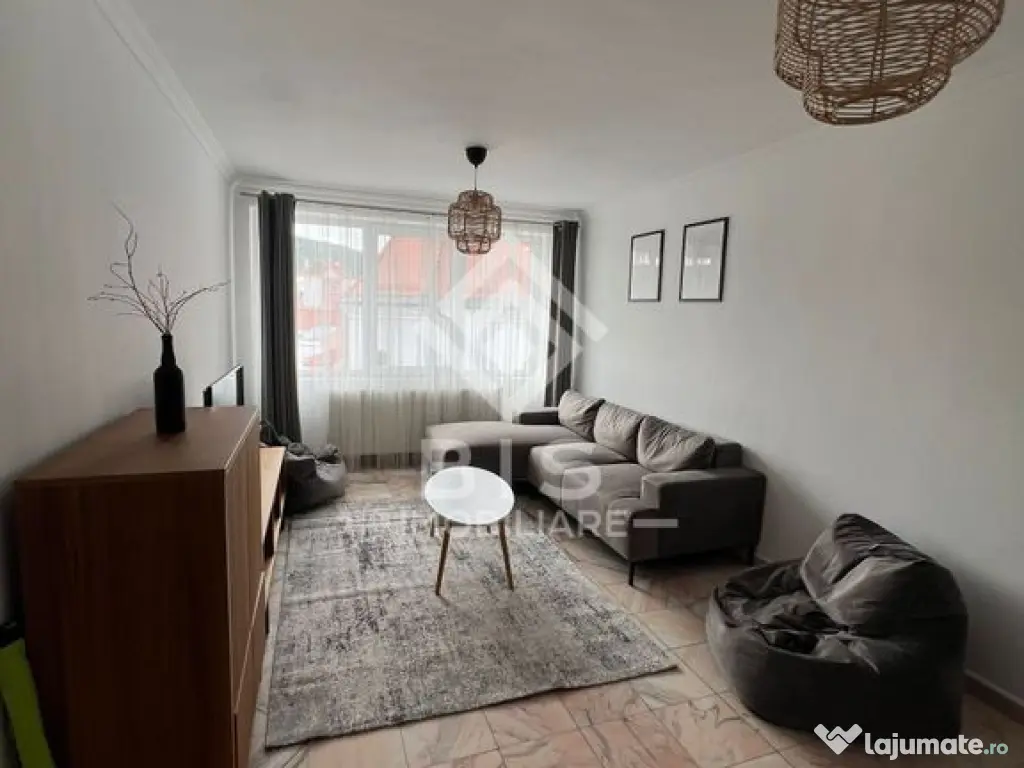 Apartament 3 camere de inchiriat - zona COROANA DE AUR