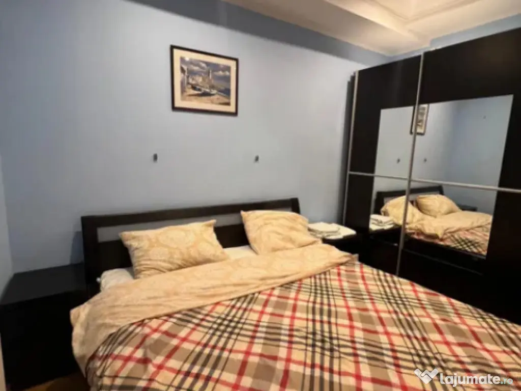 Apartament 3 camere, semidecomandat - Poiana Brasov