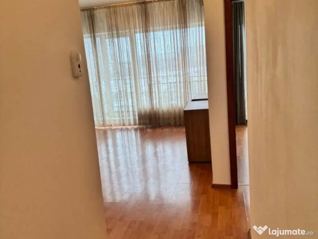 Apartament 2 camere – Titan Auchan | Parcare inclusă |