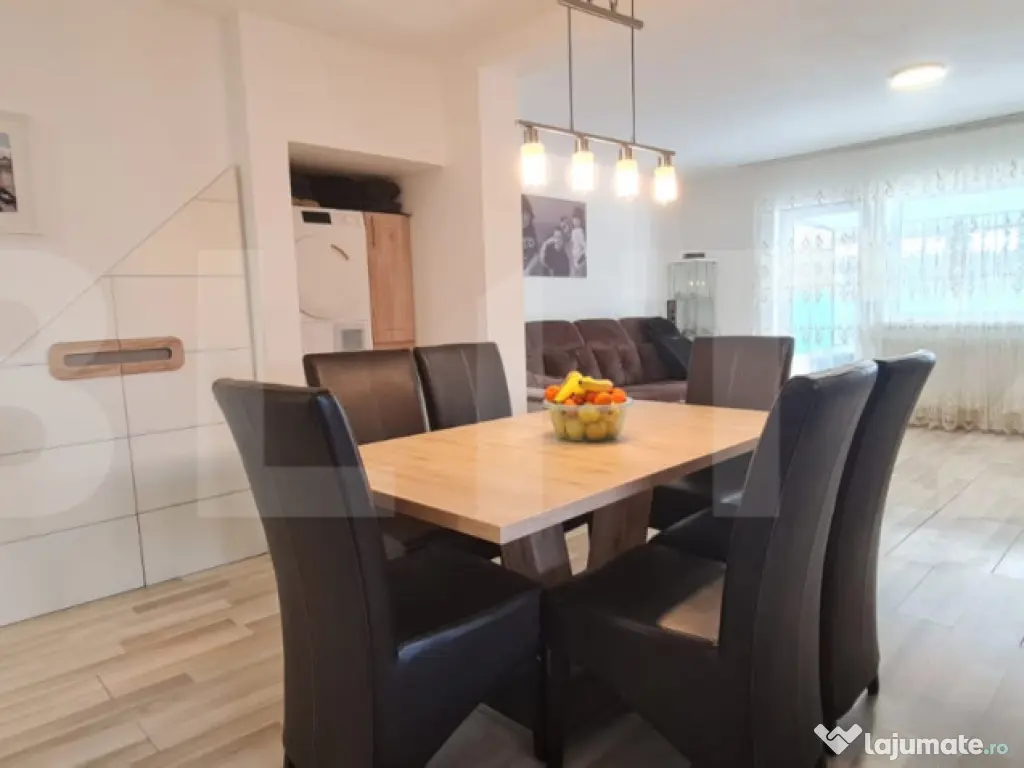 Casa cu 4 camere cartier Izvor Tarlungeni 2 locuri parcare