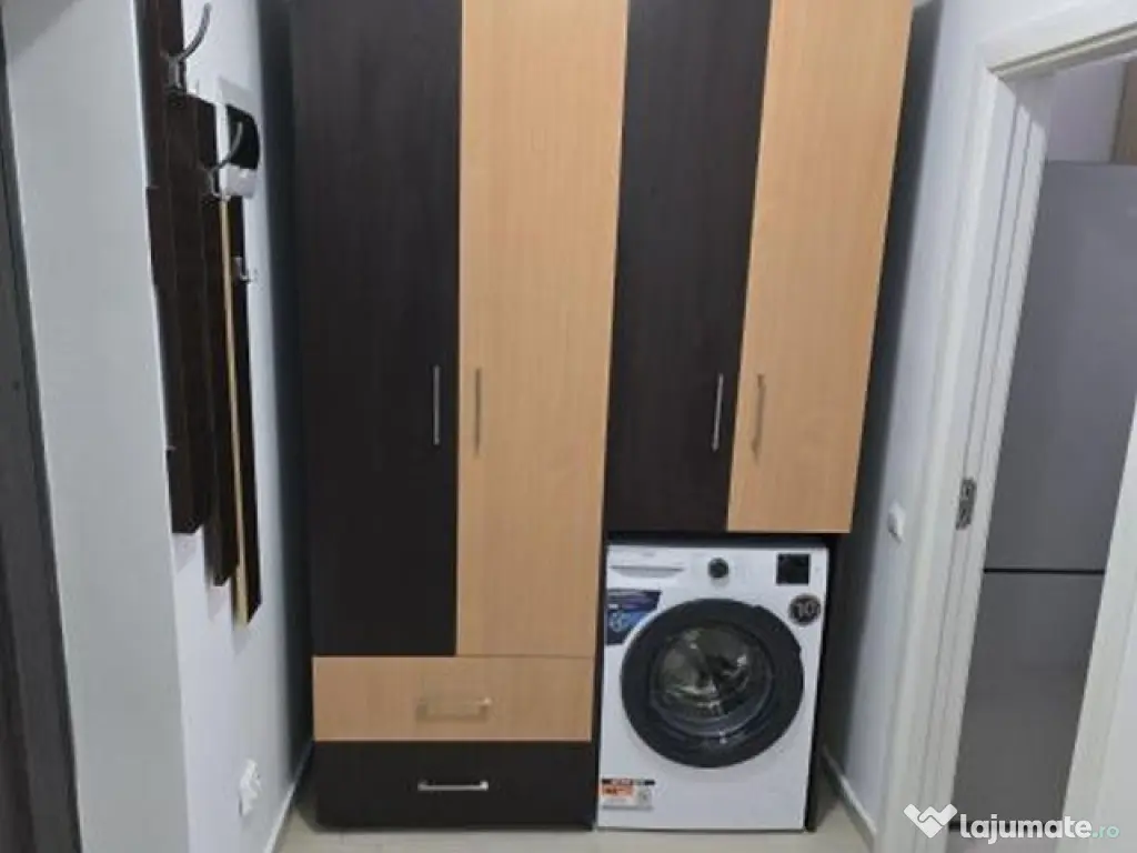 Eroii revolutiei bloc nou etaj 1 