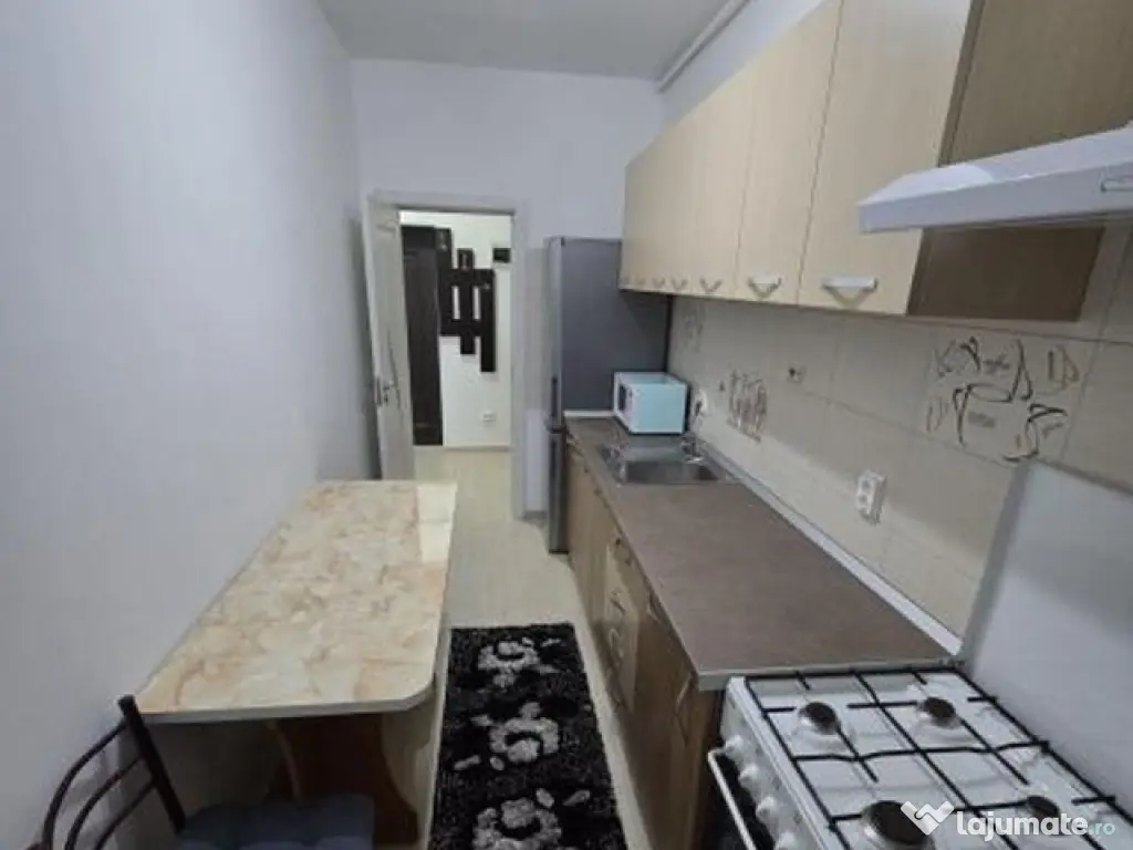 Eroii revolutiei bloc nou etaj 1 