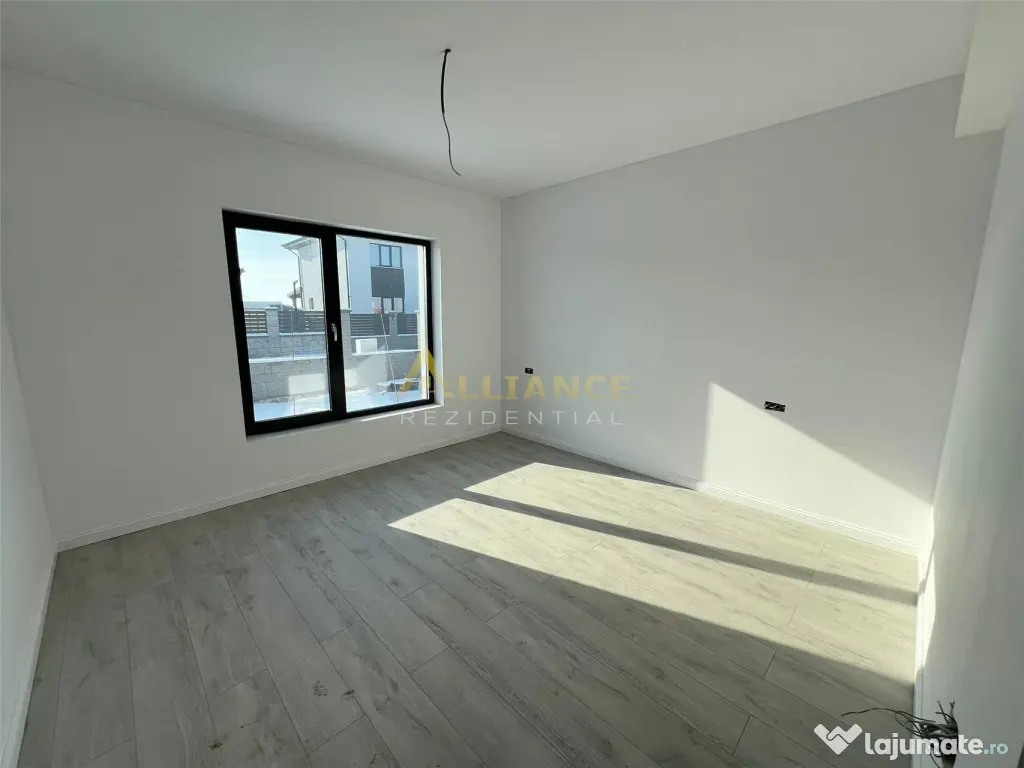 Casa 3 camere-2 bai-10 min de STV 