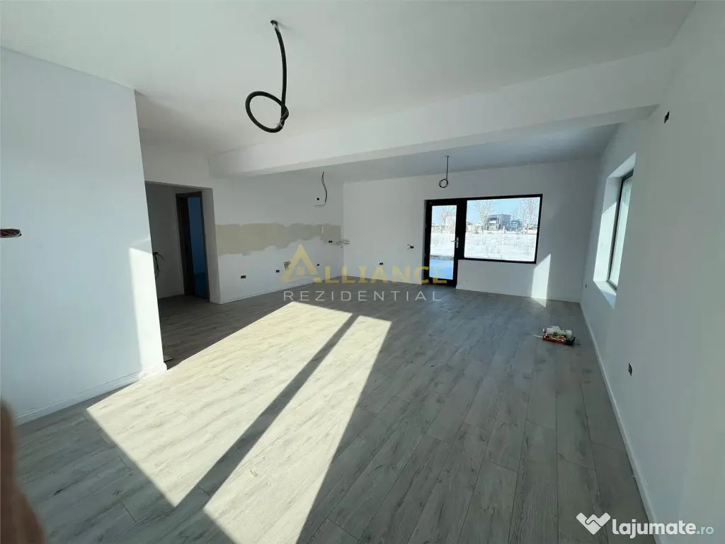 Casa 3 camere-2 bai-10 min de STV 