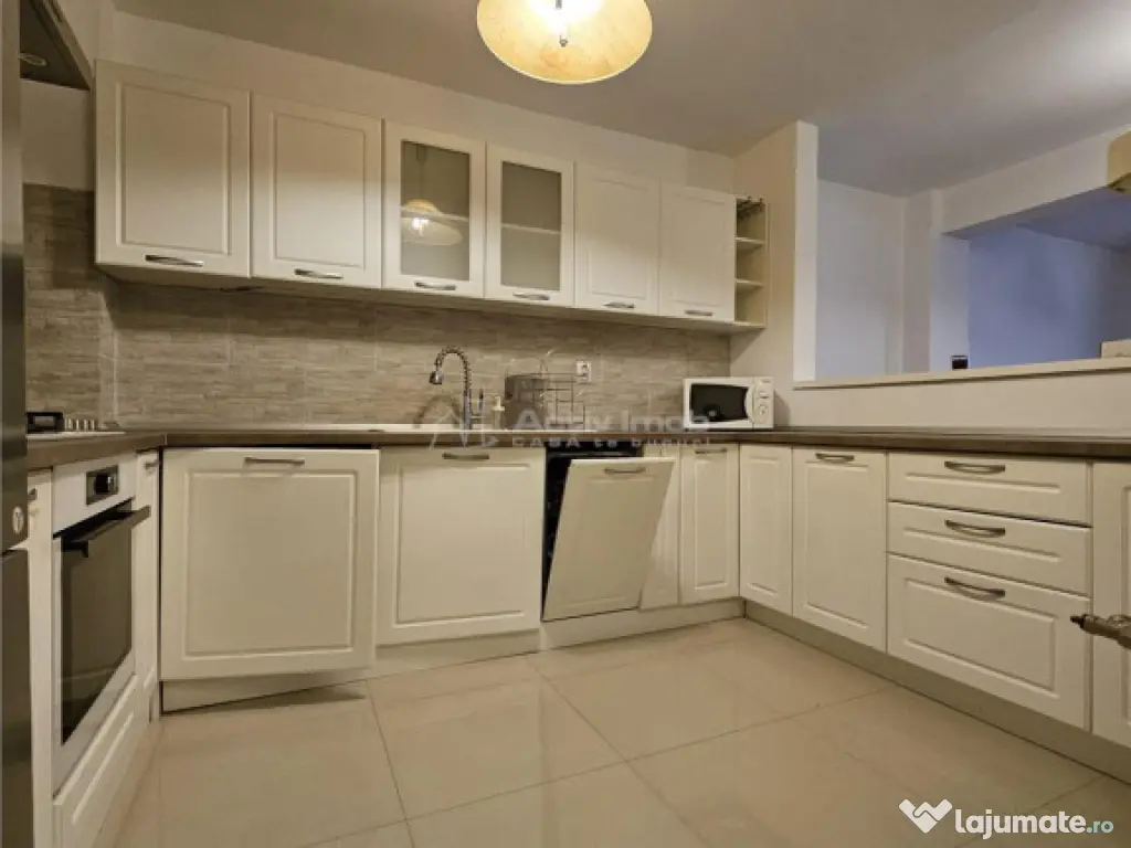 Apartament 4 camere - Calea Calarasilor / Strada Tepes Voda 