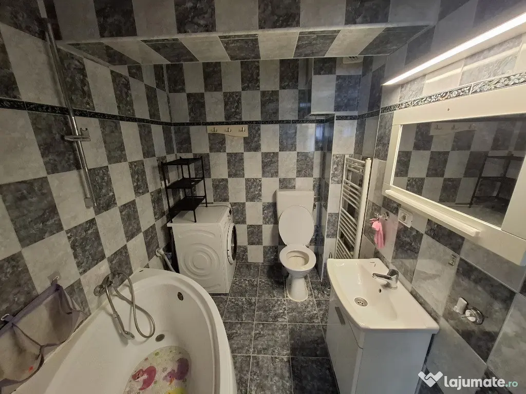 Inchiriez apartament 3 camere zona Fortuna ID:RH-44333-property